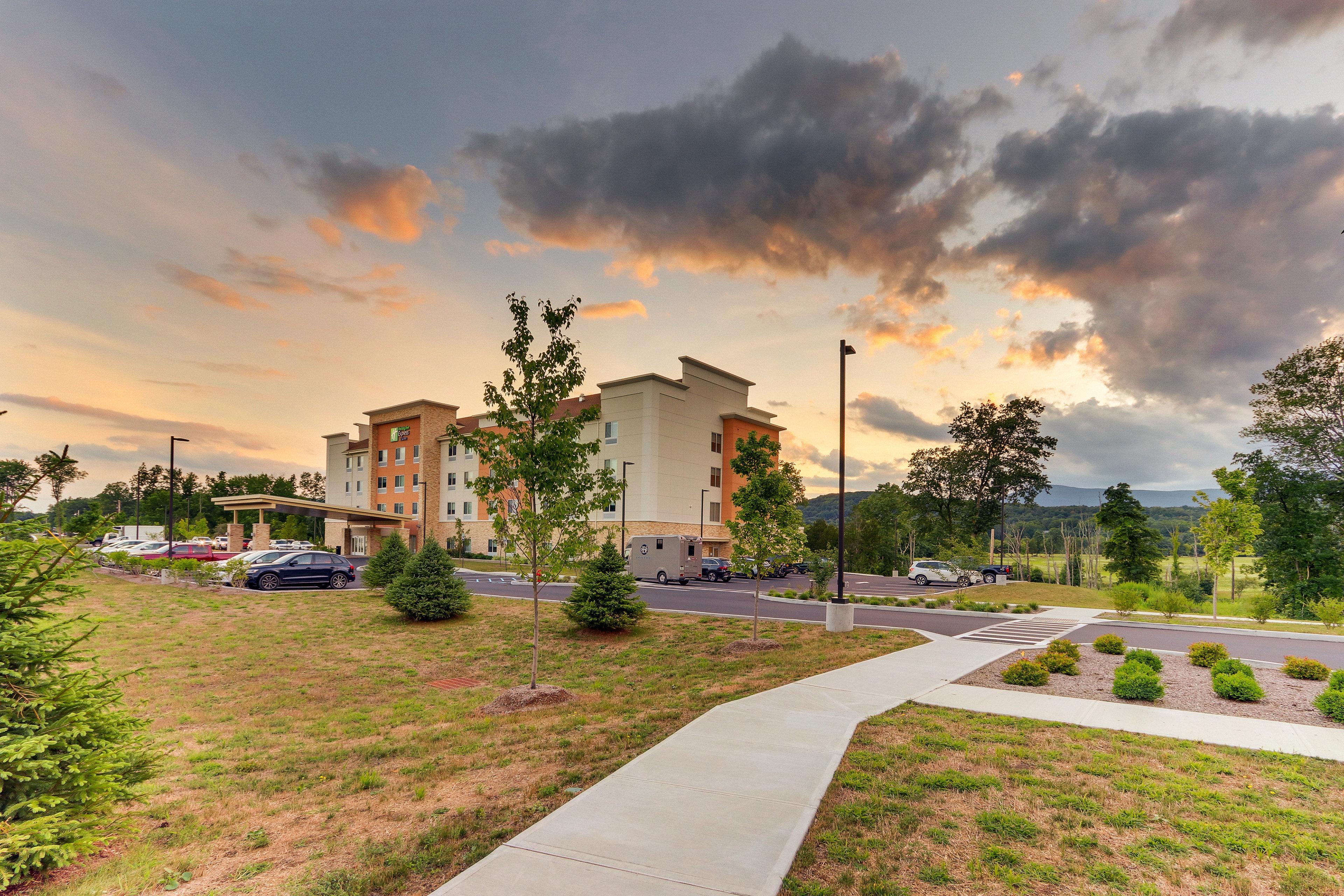 Holiday Inn Express & Suites - Saugerties - Hudson Valley By Ihg Exterior foto